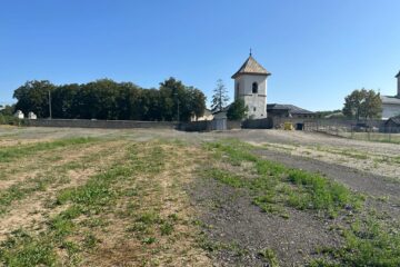 Amplasamentul viitorului complex de lângă Mănăstirea Teodoreni