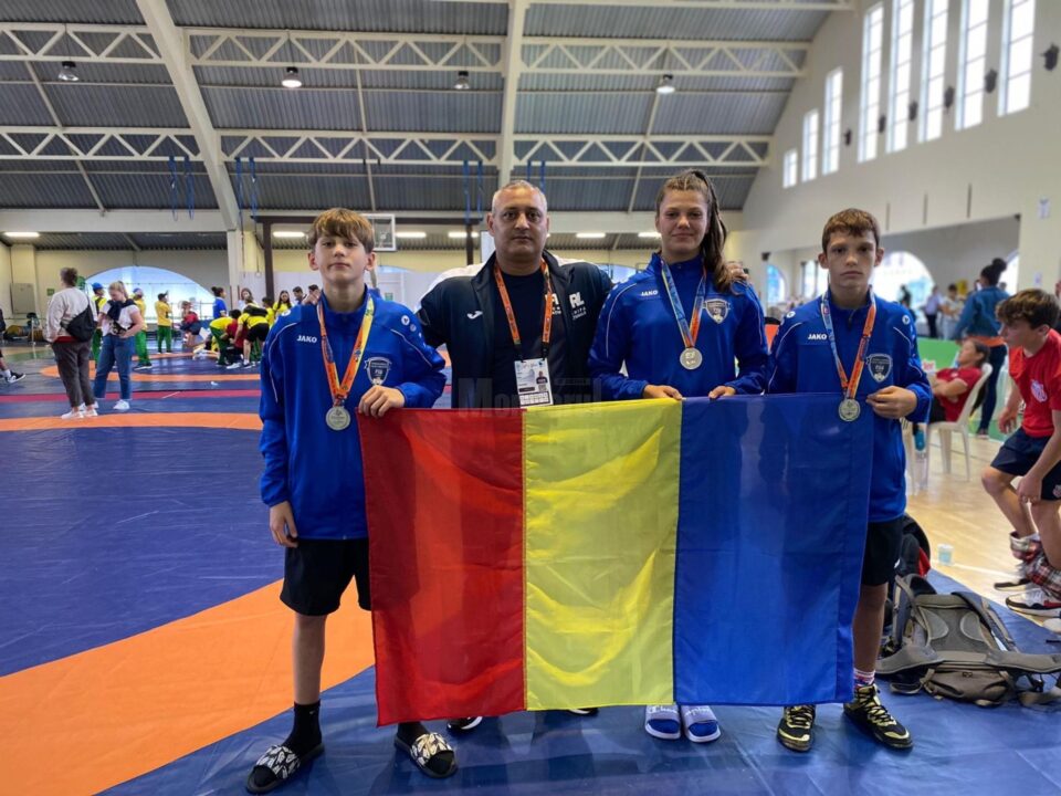 Rădăuțenii Alexandru Lungu și Florin Lungu, în stânga imaginii, au reprezentat cu succes România la competiția din Brazilia