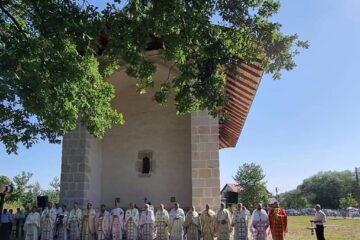 Biserica din Reuseni, ultima ctitorie a Sfântului Voievod Ștefan cel Mare, și-a sărbătorit hramul