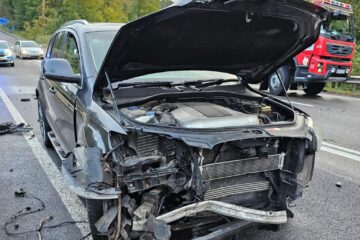 Accident cu trei mașini implicate între Ilișești și Păltinoasa