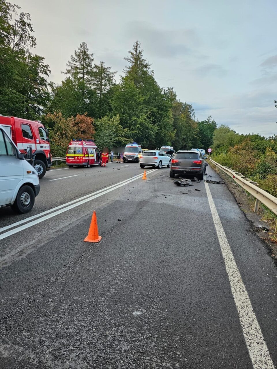 Accident cu trei mașini implicate între Ilișești și Păltinoasa