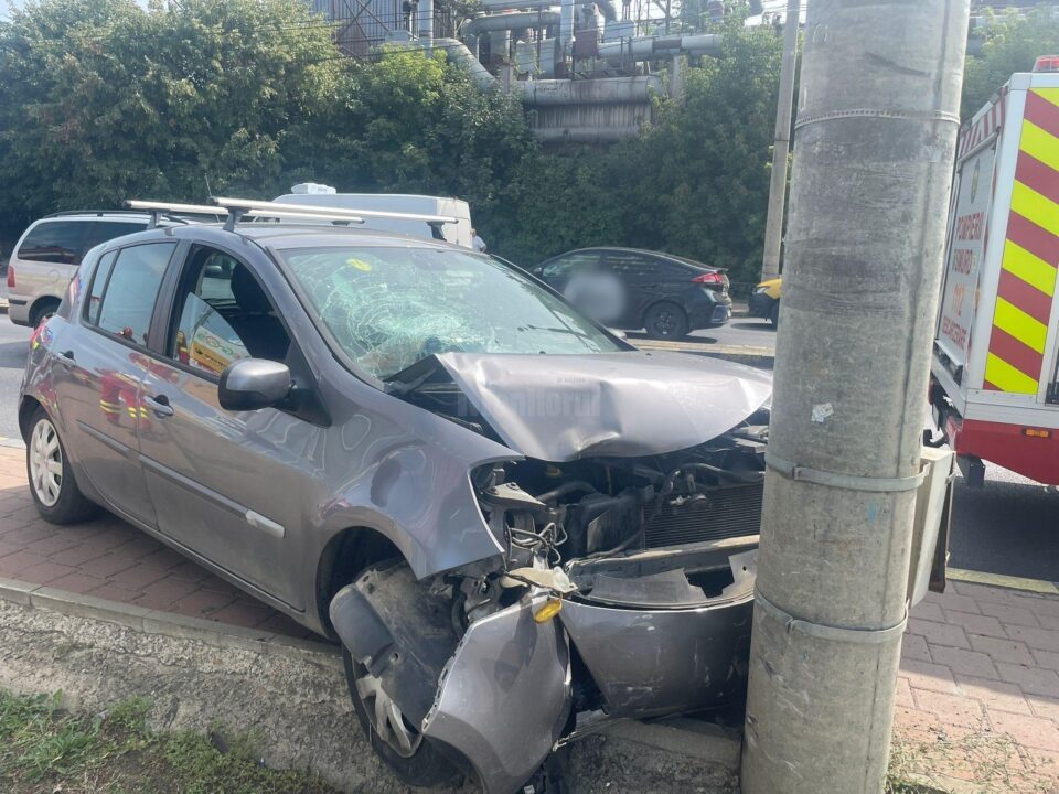 Patru persoane de sex feminin au fost acroșate de această mașină