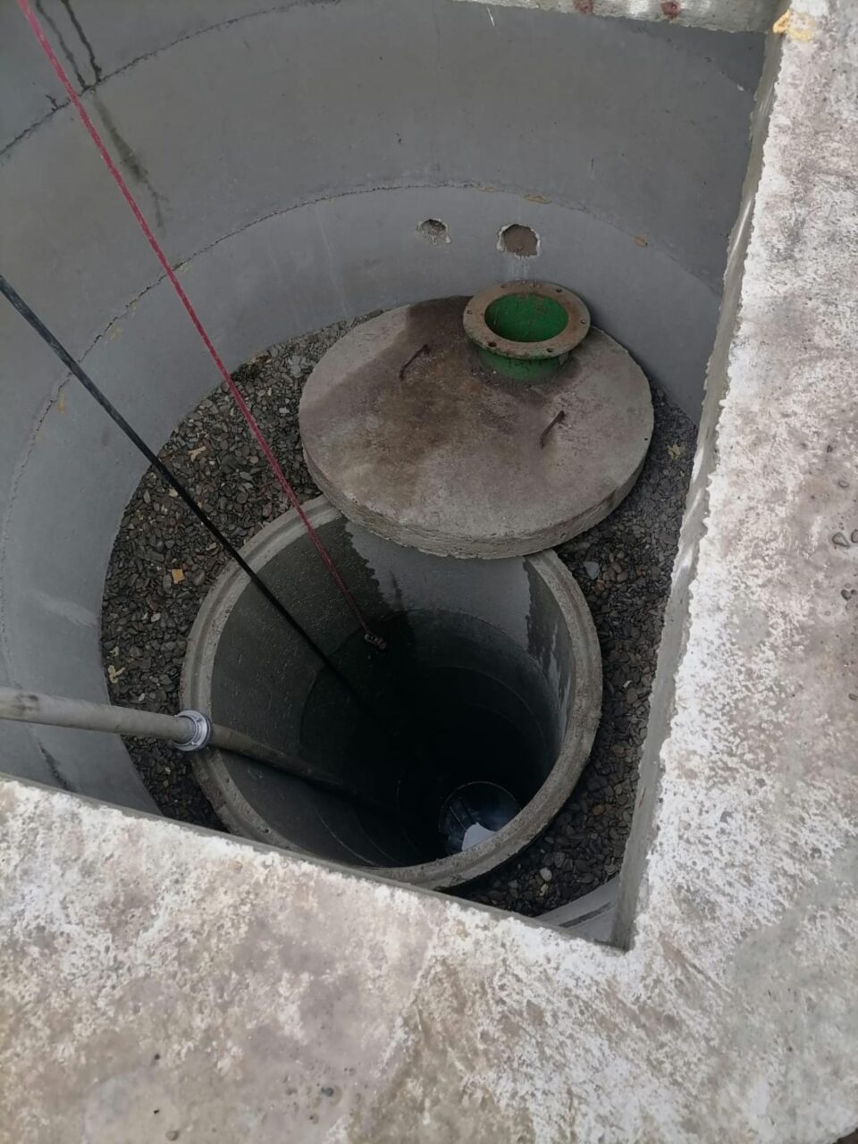 Trei puțuri de captare au fost decolmatate pentru a asigura furnizarea apei în orașul Liteni Trei puțuri de captare au fost decolmatate pentru a asigura furnizarea apei în orașul Liteni