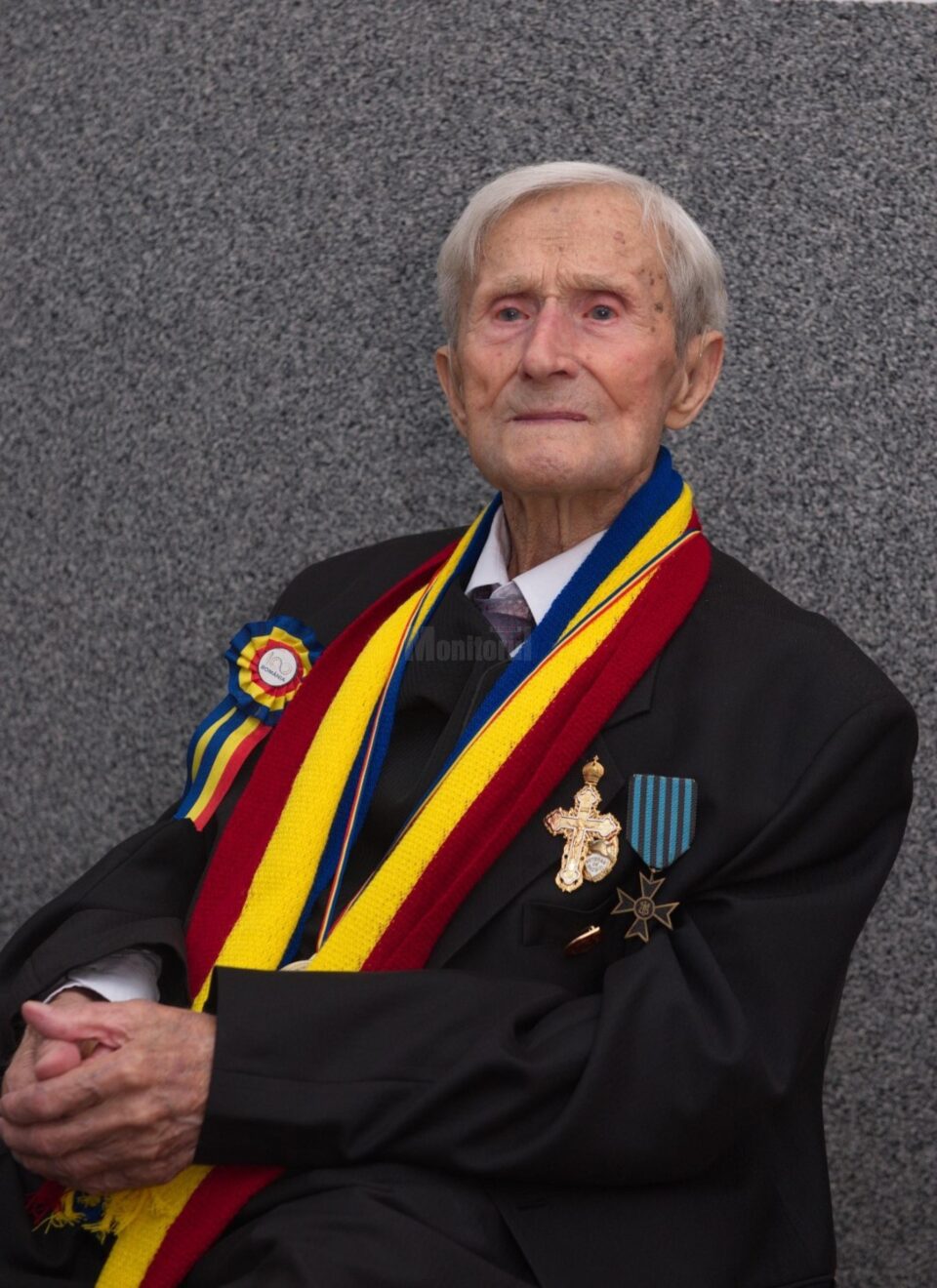 Gheorghe Oacheș a primit din partea Înaltpreasfințitului Părinte Calinic Ordinul „Crucea Bucovinei” - cea mai importantă distincție a Arhiepiscopiei Sucevei și Rădăuților