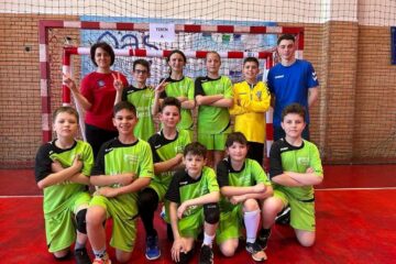Echipa de minihandbal mixt a Școlii „Ion Creangă”, printre castigatori