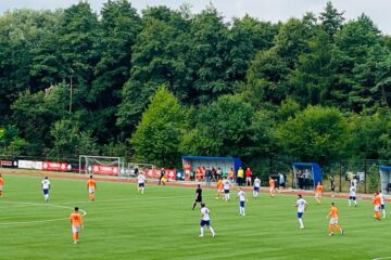 Meciul Juniorul Salcea - Forestierul Frumosu s-a jucat pe sinteticul de la LPS