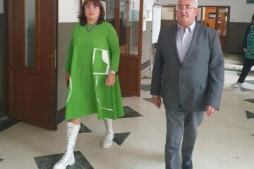 Primarul Sucevei, Ion Lungu, a continuat să verifice personal stadiul de pregătire al unităților de învățământ din municipiu, înainte de începerea anului școlar