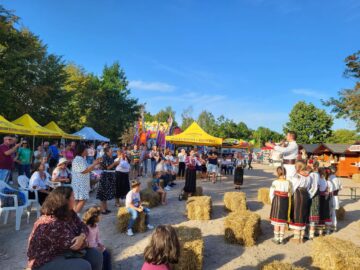 Trei zile de distracție și voie bună la Festivalul Plăcintelor, la Suceava
