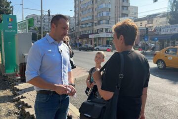 Ieșirea de pe strada Tineretului în Calea Unirii se va face de acum pe două benzi