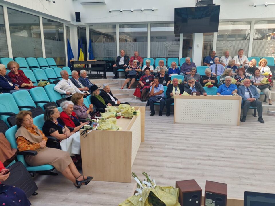 50 de ani de la absolvirea Colegiului „Petru Rareș”