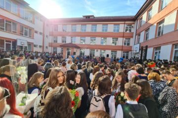 Luni, 11 septembrie, a inceput scoala