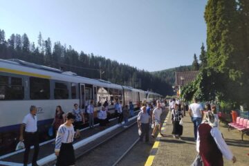 Săgeata albastră în Gara Putna