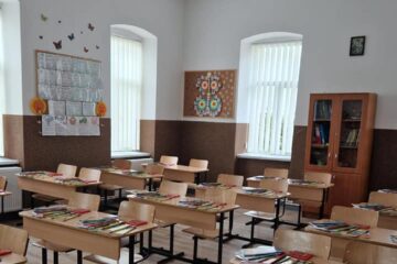 Anul școlar începe astăzi