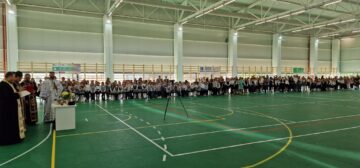Deschiderea anului scolar la Boroaia s-a tinut in Sala Sporturilor