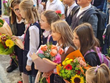Luni, 11 septembrie, a început școala