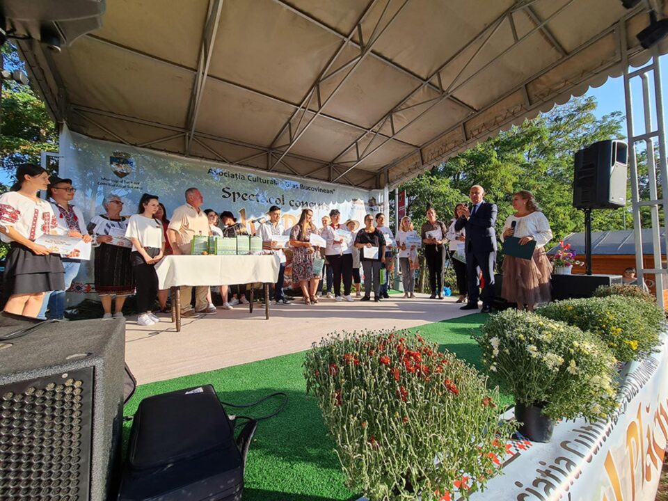 Festivalul Plăcintelor – trei zile de distracție și delicii culinare, la Cetatea Sucevei Juriul concursului “Plăcinta ca-n Bucovina”