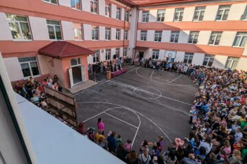 Festivitatea de deschidere la Școala Gimnazială Nr. 4 Suceava