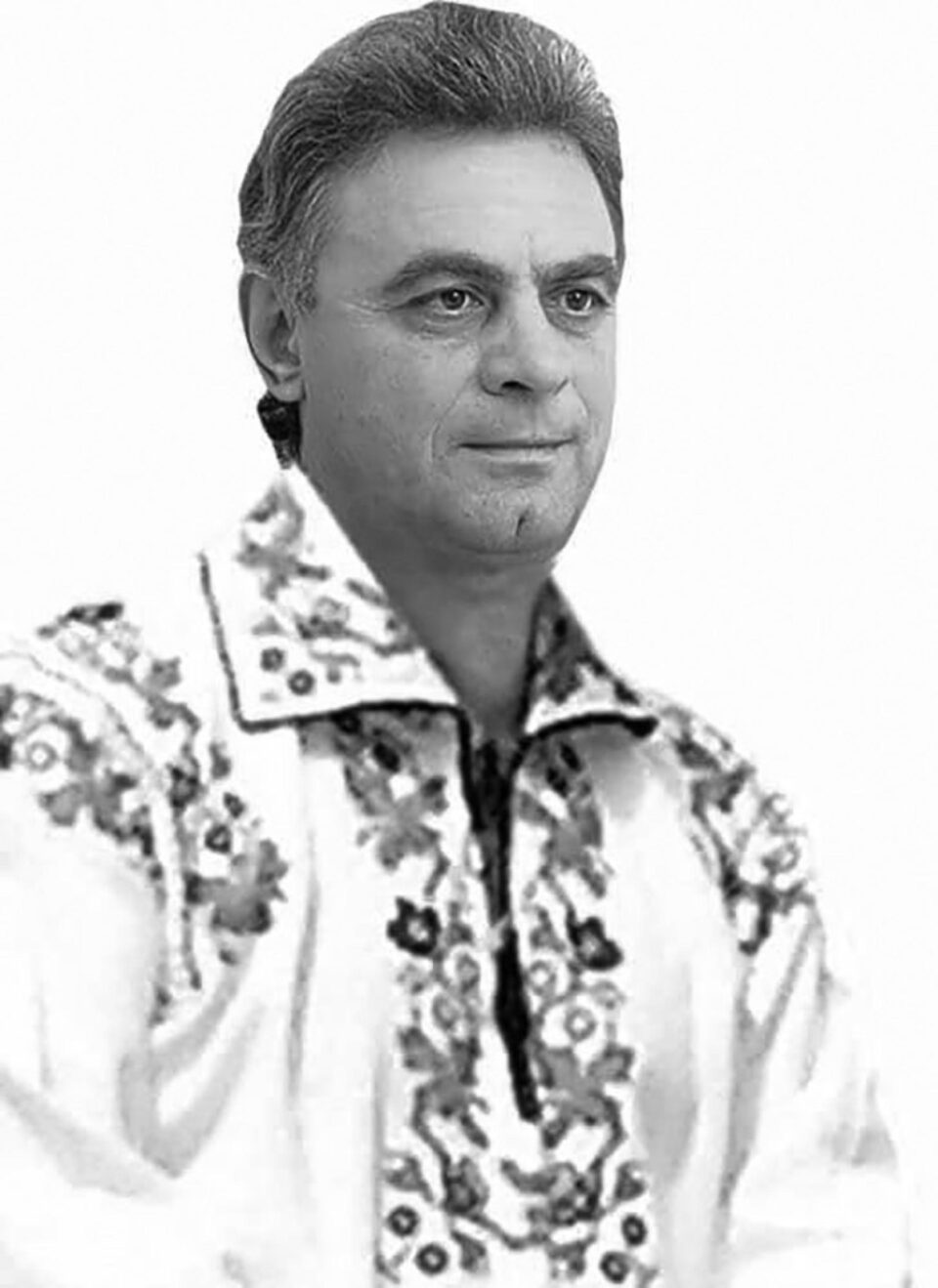 Maestrul Viorel Leancă, dirijorul Ansamblului Artistic Profesionist „Ciprian Porumbescu” Suceava, s-a stins din viață duminică, la vârsta de 70 de ani