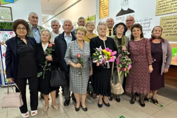 Momente emoționante la 60 de ani de la absolvirea școlii gimnaziale din Pătrăuți