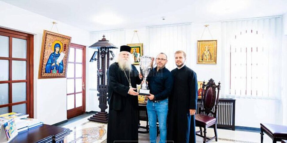 Arhiepiscopia Sucevei și Rădăuților organizează cea de-a treia ediție a Cupei Mușatinilor la fotbal Arhiepiscopia Sucevei și Rădăuților organizează cea de-a treia ediție a Cupei Mușatinilor la fotbal