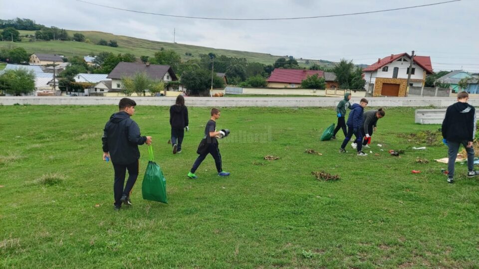 Peste 9.000 de saci cu deșeuri au fost adunați la Suceava, în cadrul campaniei „Let’s Do It, Romania!”