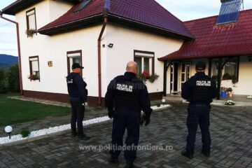Percheziții în Suceava la o grupare care trafica țigări din Ucraina