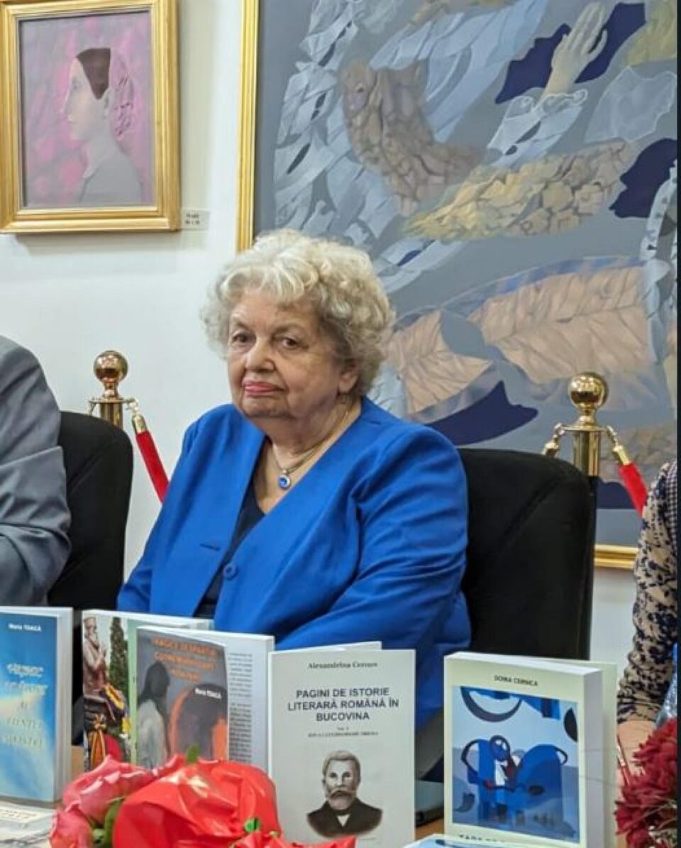Scriitoarea Doina Cernica