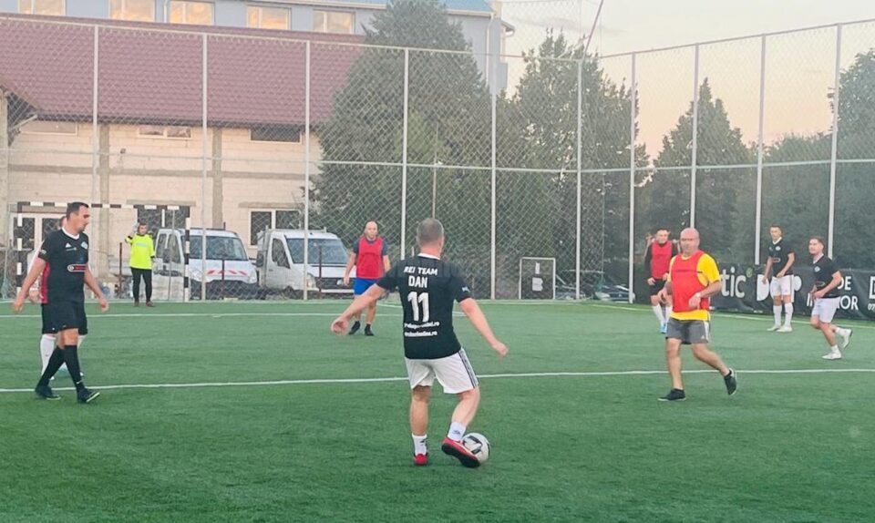 Meciurile campionatului de old-boys se desfășoară la Civica Sport Center
