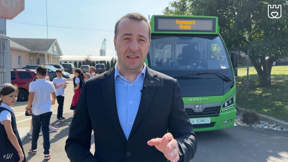 Lucian Harșovschi a anunțat că și elevii liceului Natanael din Ițcani beneficiază de unul dintre autobuzele TPL dedicate transportului școlar