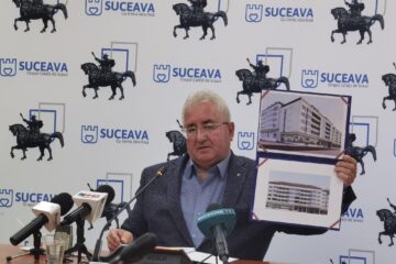 Primarul Sucevei, Ion Lungu, a prezentat cum vor arăta blocurile din Centru după reabilitare