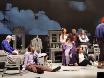 Spectacolul „Livada”, după o piesă a lui Cehov, în regia lui Slava Sambriș, cu care TMMVS a fost selectat să participe la Festivalul Național de Teatru