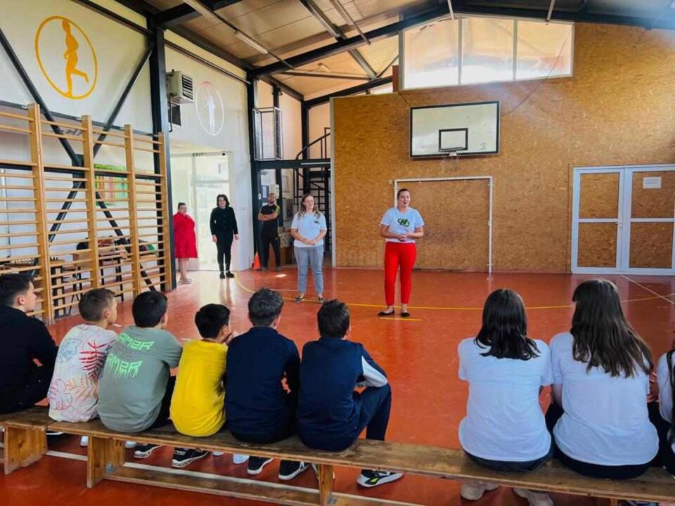 Ateliere interactive și consiliere antidrog, pentru elevii Școlii Gimnaziale Zamostea Ateliere interactive și consiliere antidrog, pentru elevii Școlii Gimnaziale Zamostea