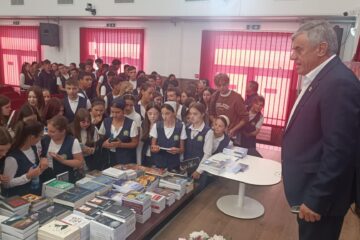 ”Cartea de identitate”, o acțiune menită să aducă în biblioteci cărțile