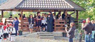 „Foișorul bunicilor cu dor”, de la Căminul pentru Persoane Vârstnice Solca, a fost inaugurat luni