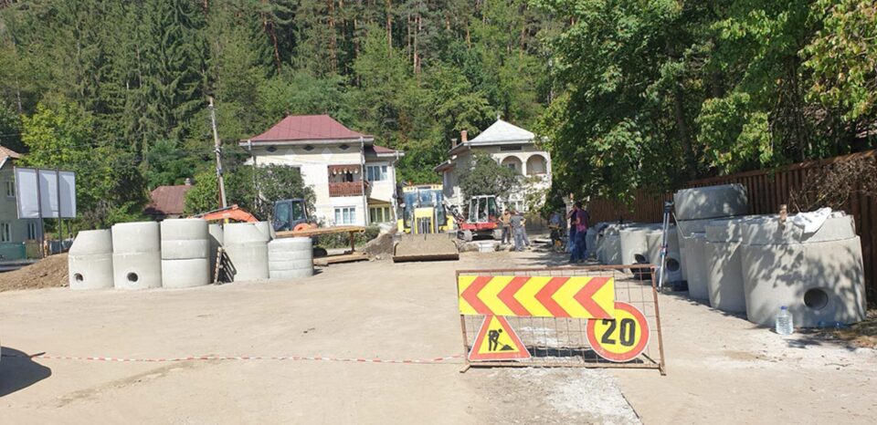 Lucrări la infrastructura de apă și canalizare