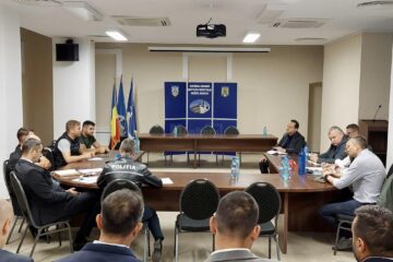 Întâlnirea moderată de Prefectul Sucevei