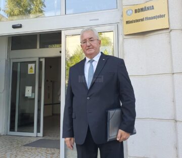 Primarul Sucevei, Ion Lungu, a făcut un miercuri un tur pe la ministere și instituții guvernamentale, cu diverse probleme și proiecte ale municipiului