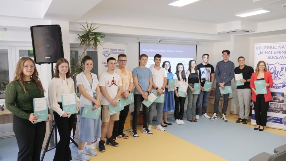 Rezultate bune pentru elevii suceveni la examenele Cambridge