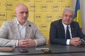 Parlamentarii AUR Doru Acatrinei și Florin Pușcașu