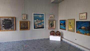 O pleiadă de artiști plastici, „artiști de ieri” ai Filialei UAP Suceava, elogiați la Galeria de Artă Suceava