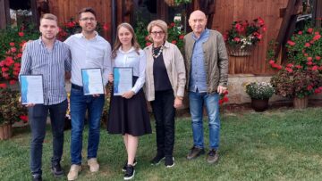 Paul Croitor - proprietarul firmei Sorghe Spedition, omul de afaceri Cornel Manaz, Denisa Carp de la Skytech Energy , Nicoleta Daneliuc și Florin Tărnauceanu - reprezentanții DGASPC Suceava