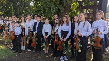 „Balada”, interpretată de copii si tineri la bustul lui Ciprian Porumbescu
