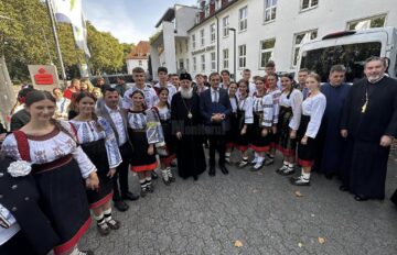 Grupul vocal-tradițional „Ai lui Ștefan, noi oșteni” in Germania