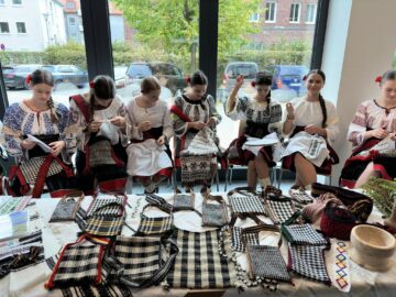 Grupul vocal-tradițional „Ai lui Ștefan, noi oșteni” in Germania