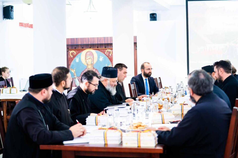Responsabilii de catehizarea parohială din județ, reuniți la Centrul Eparhial Suceava