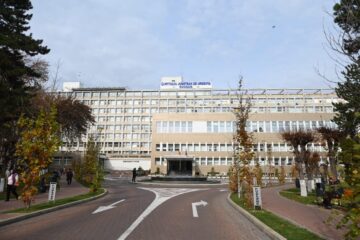 19 elevi francezi au ajuns la spital cu toxiinfecție alimentară