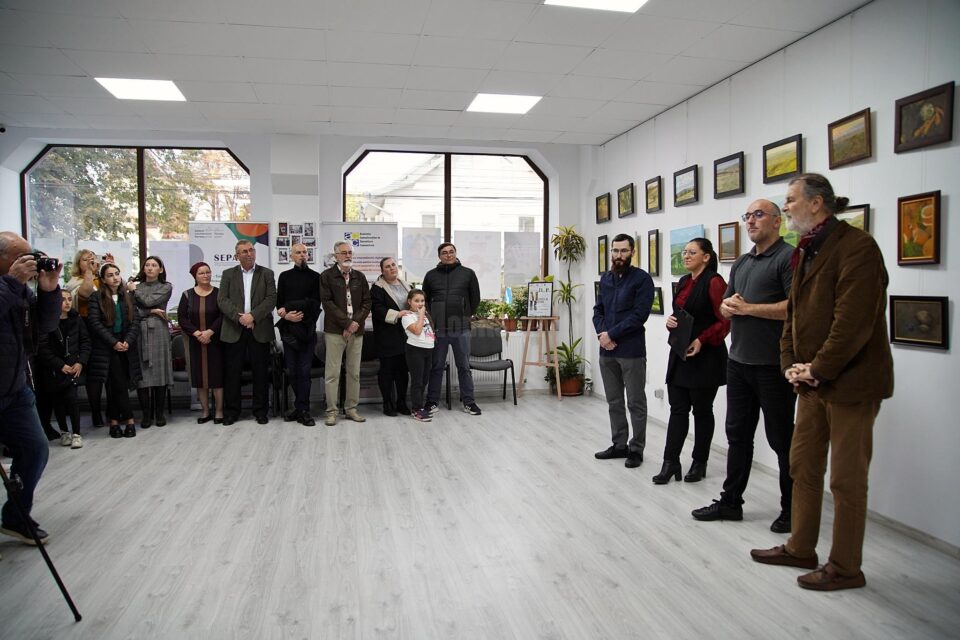 Artistul Daniel Pintilei și-a expus lucrările la Galeria de Artă Zamca