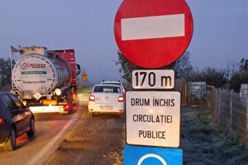 Trafic deviat, de joi dimineață, în urma închiderii podului de la Milișăuți