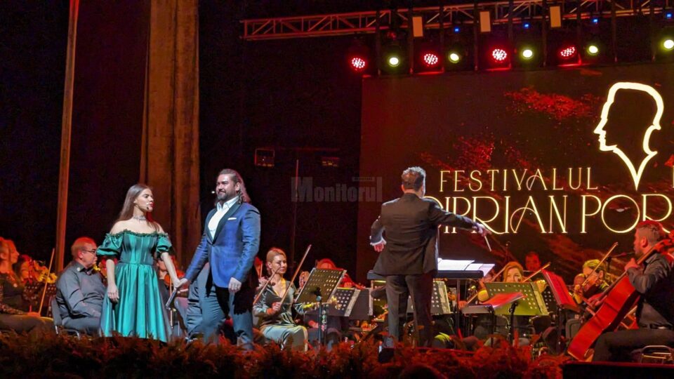 Soprana Paula Iancic și tenorul Teodor Ilincăi