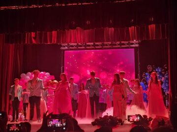 Balul Bobocilor de la Colegiul „Andronic Motrescu” Rădăuți